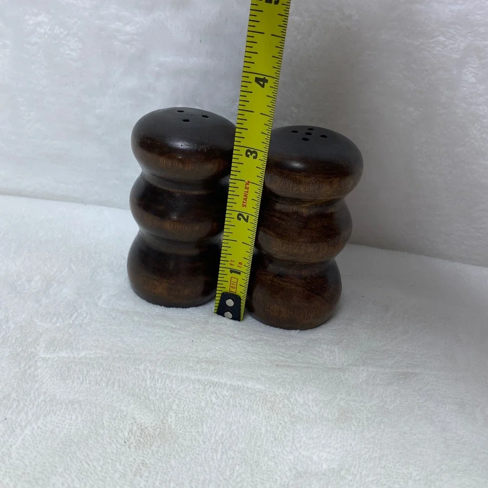 Vintage Wood Salt and Pepper‎ Shakers Hourglass Farmhouse Kitchen Decor